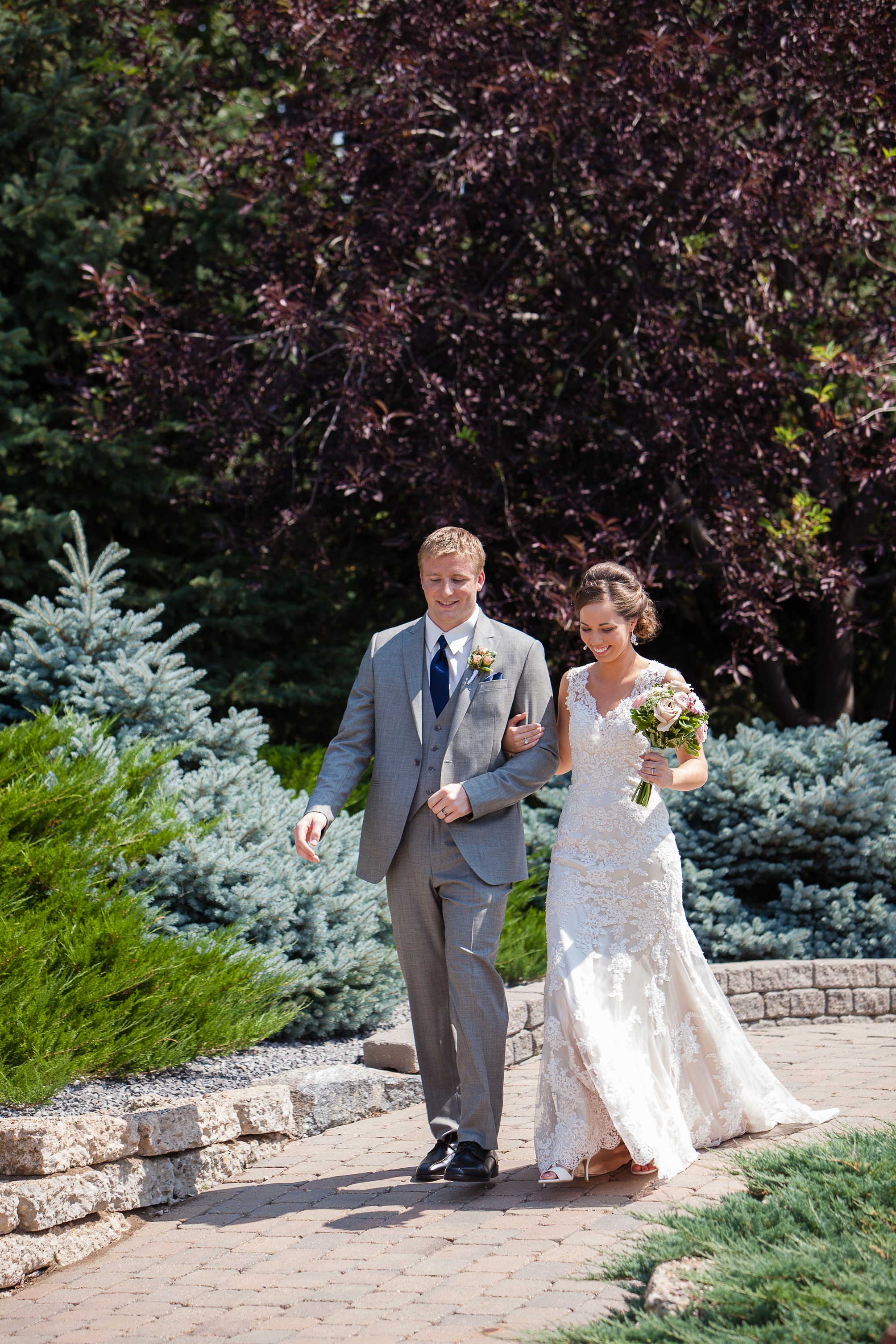 Ben and Lachelle's classy blush pink and navy blue outdoor summer wedding