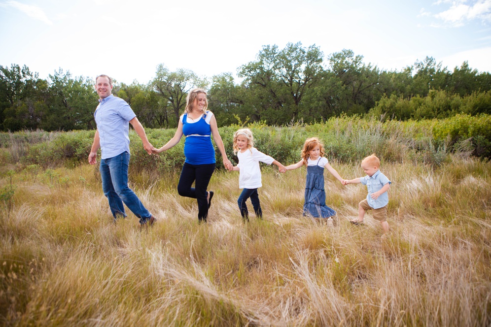 Kinsey Holt Photography, Lethbridge Photographer, Lethbridge Family Photographer