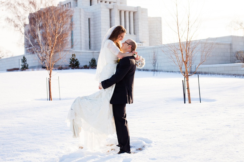 Beautiful Cardston Temple wedding by Kinsey Holt Photography