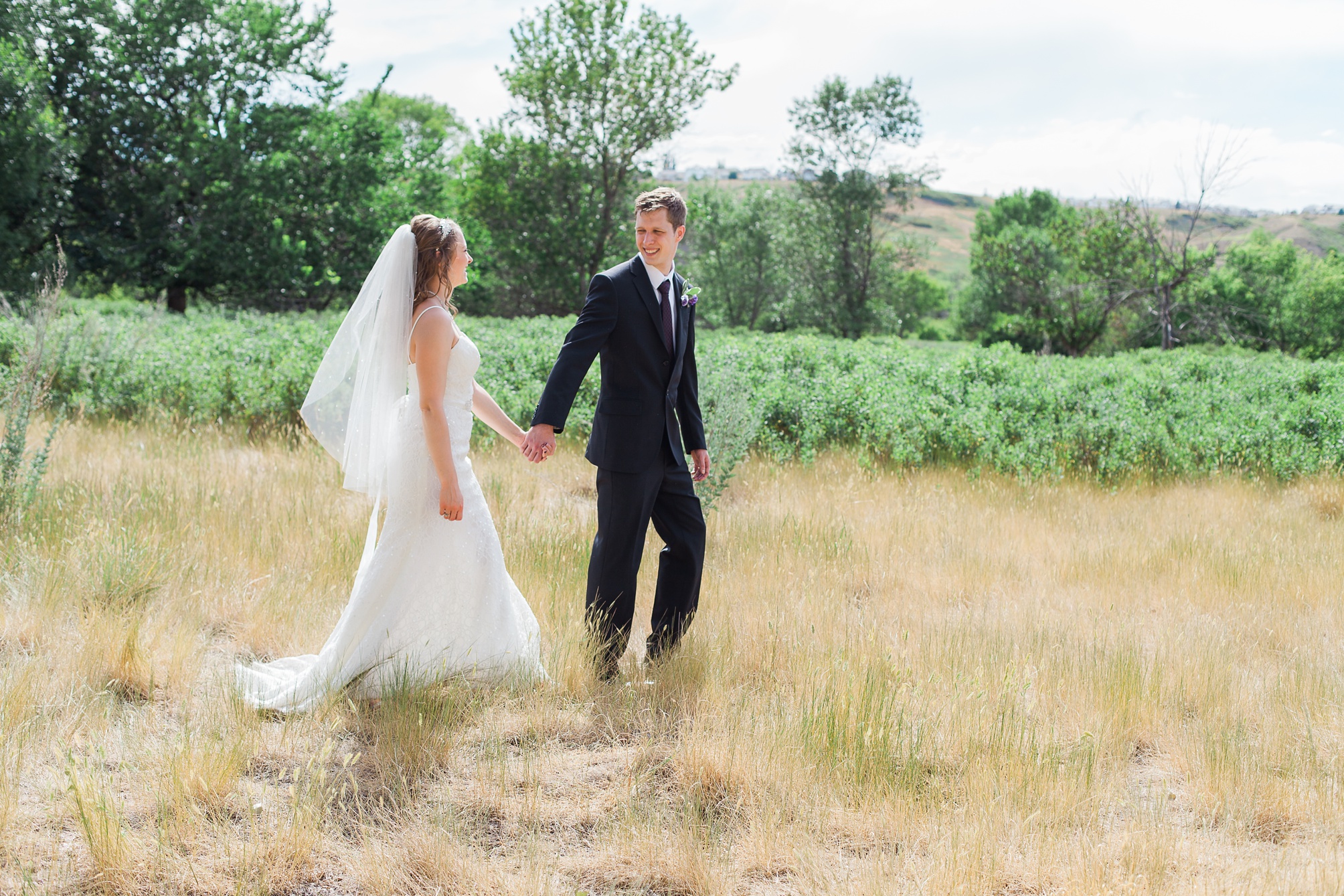 Lethbridge Bridal Portraits of this Purple and white Raymond Backyard Wedding by Kinsey Holt Photography