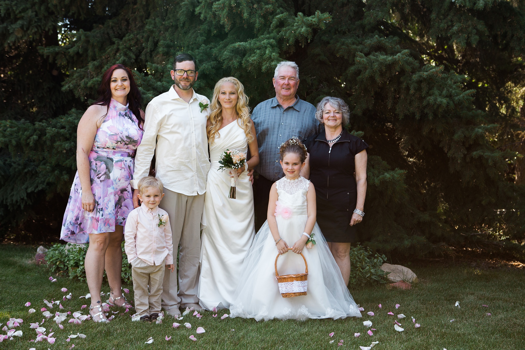 Casual pink and white backyard wedding 