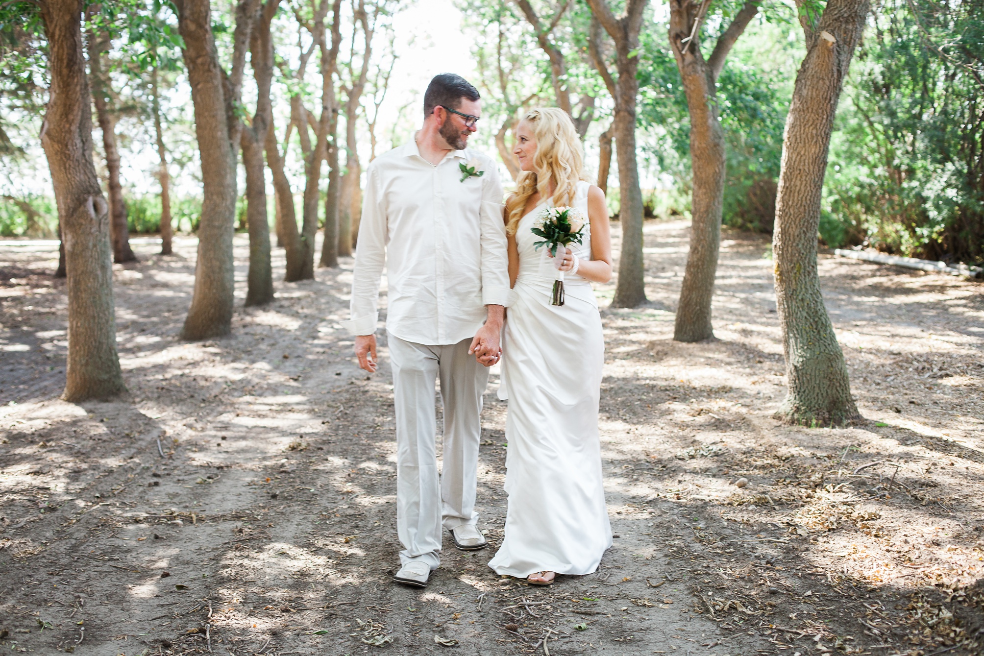 Casual pink and white backyard wedding 