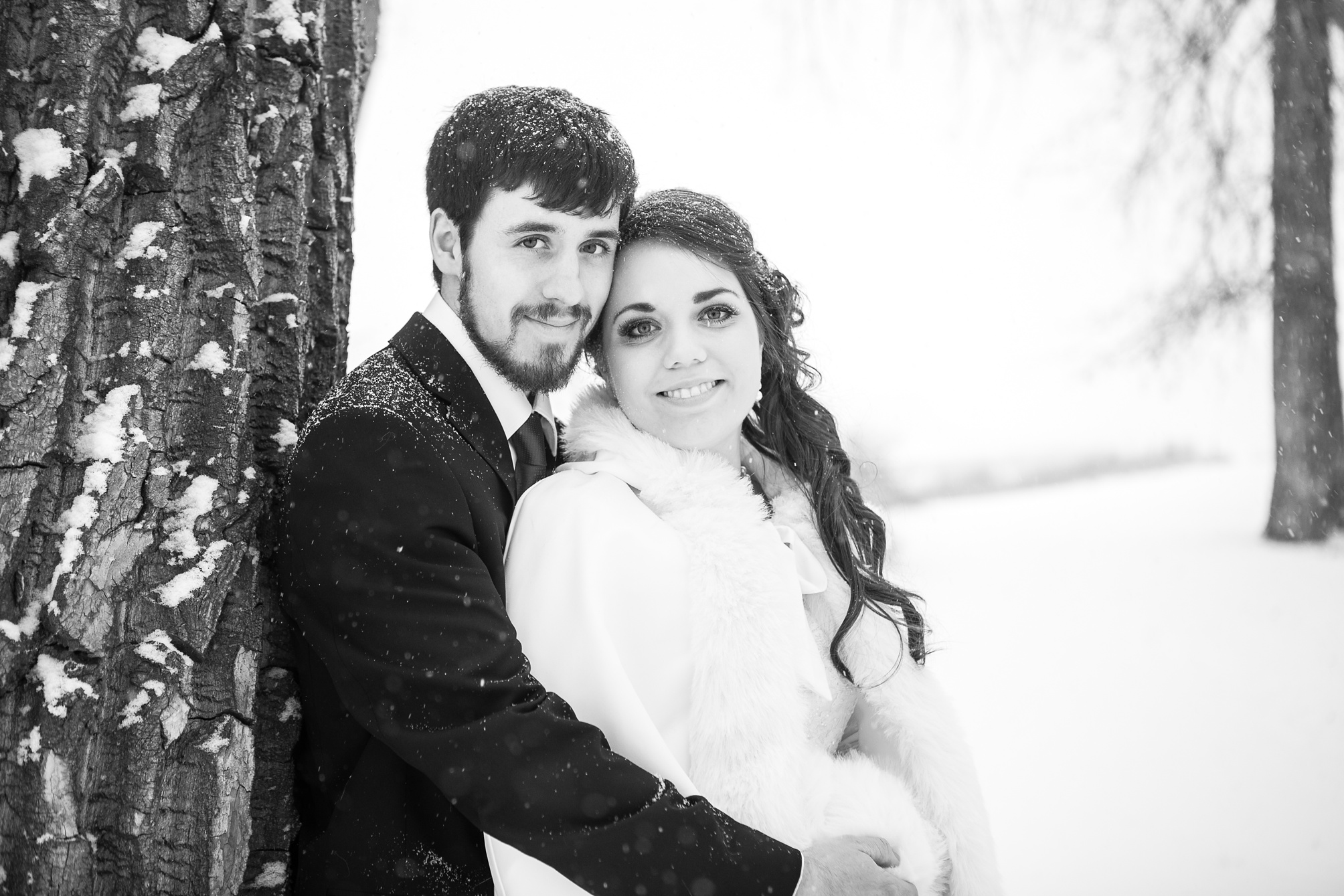 Alex and Kim's snowy winter wedding