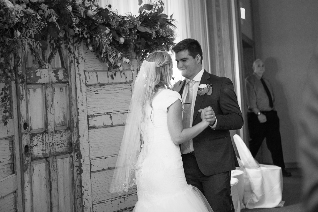 Presley and Rhys, Raymond LDS wedding photographer, Lethbridge and Southern Alberta wedding photographer Kinsey Holt