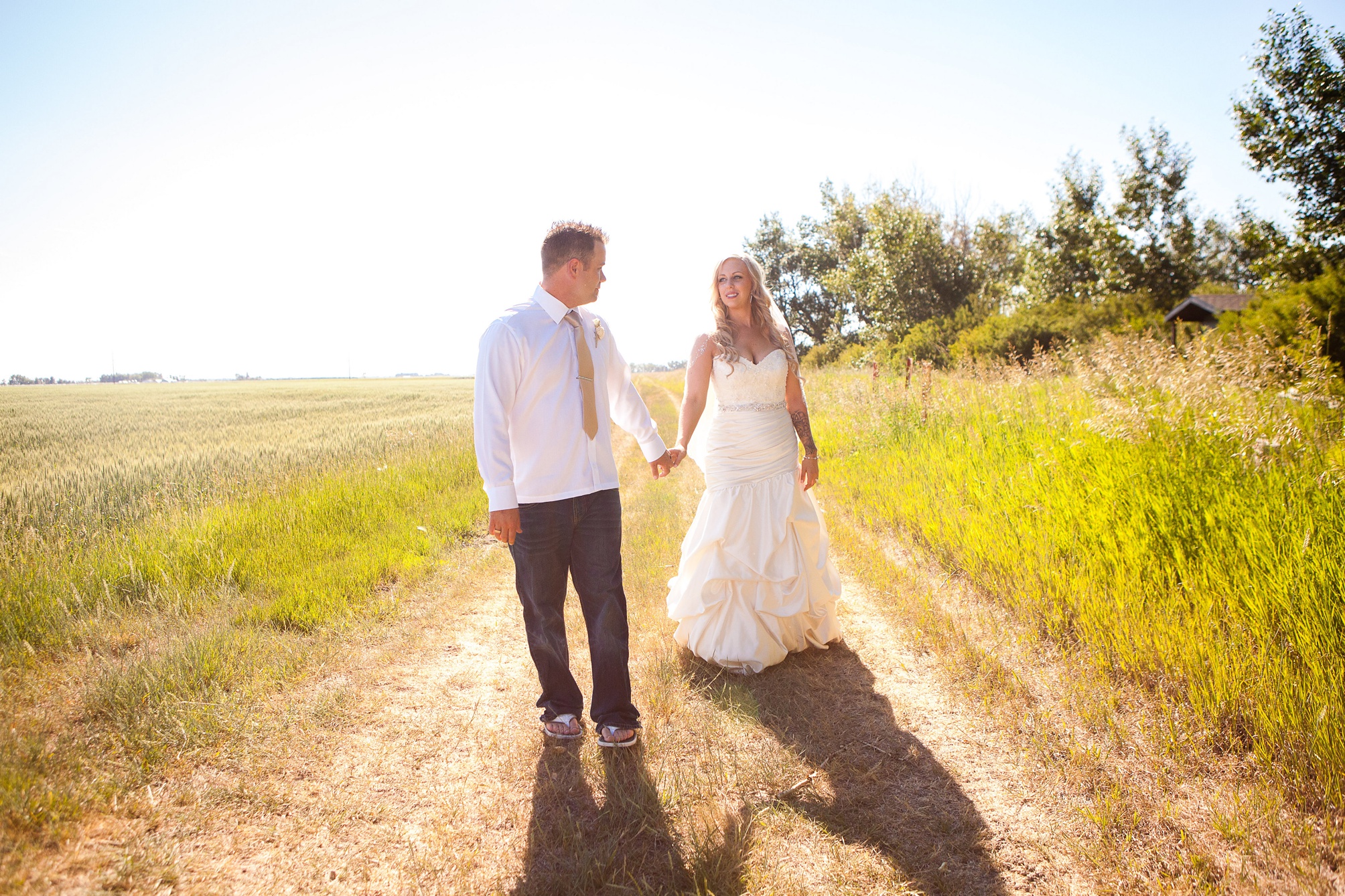 August wedding in Readymade by Kinsey Holt Photography