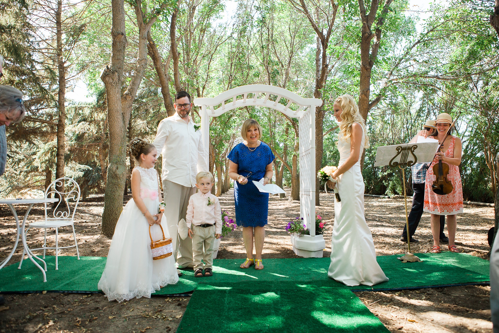 Casual pink and white backyard wedding 