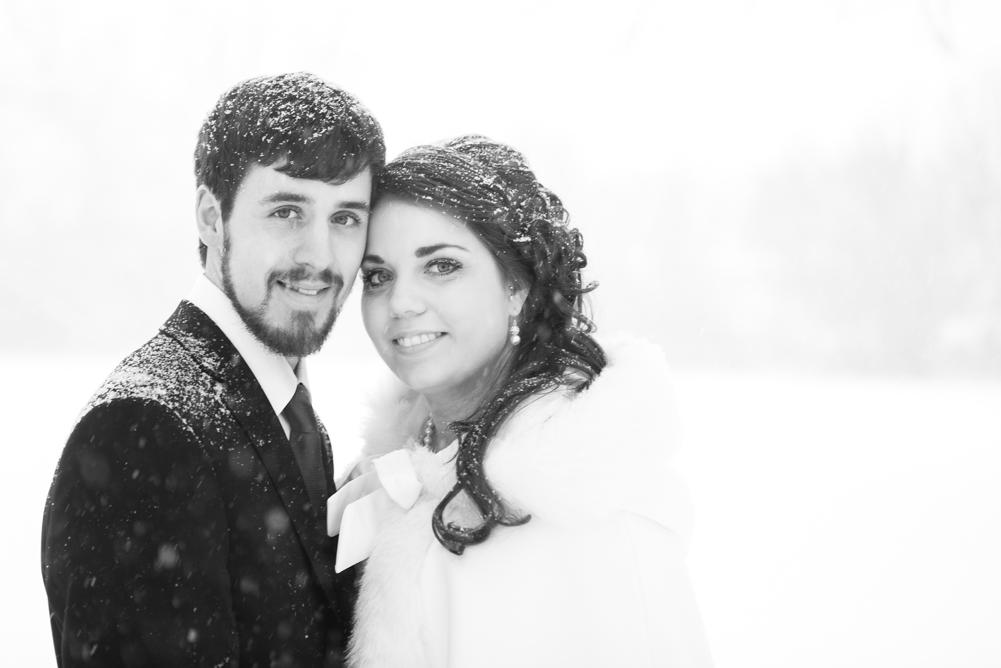 Alex and Kim's snowy winter wedding