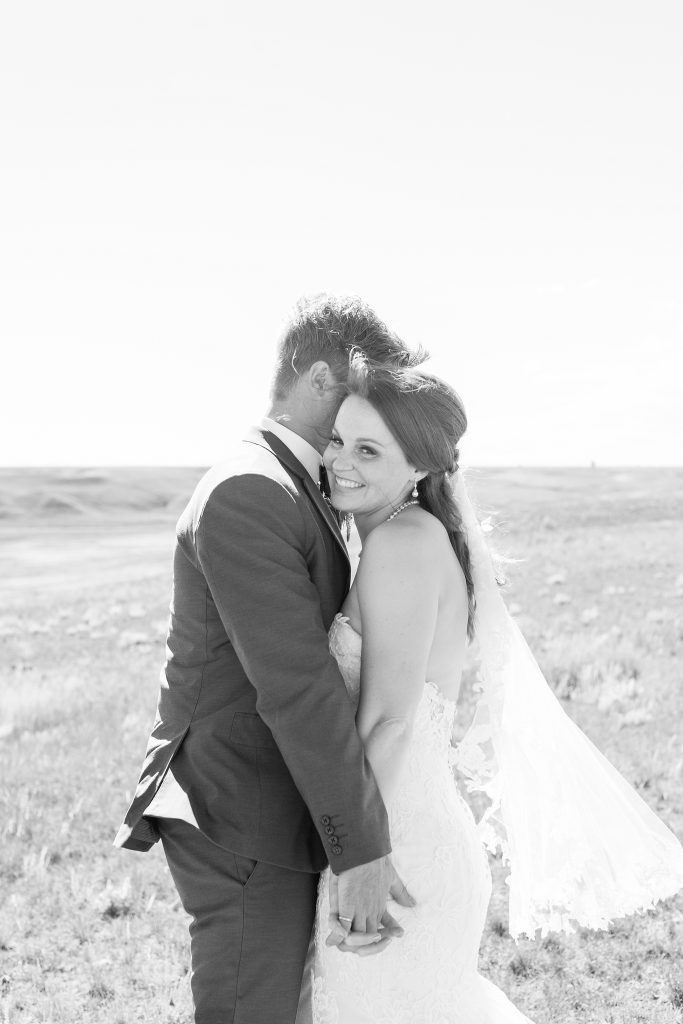 Prairie wedding by Lethbridge photographer Kinsey Holt