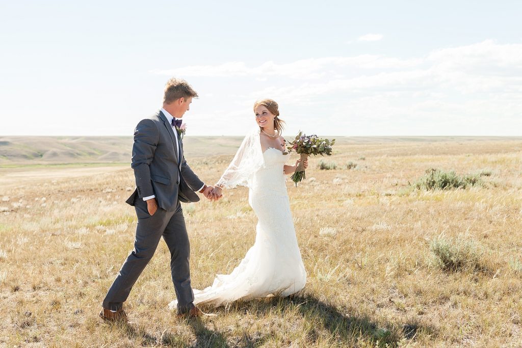 Prairie wedding by Lethbridge photographer Kinsey Holt