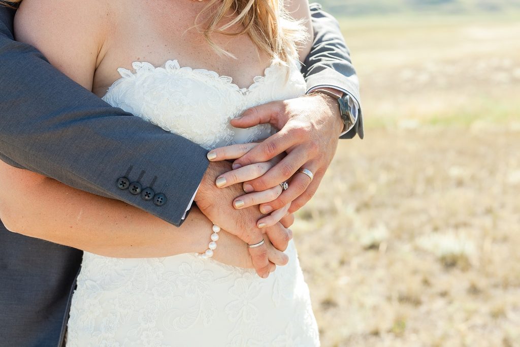 Prairie wedding by Lethbridge photographer Kinsey Holt