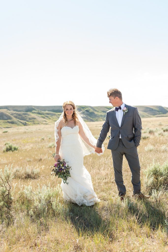 Coulee hills Rolling Hills AB wedding by Kinsey Holt Photography