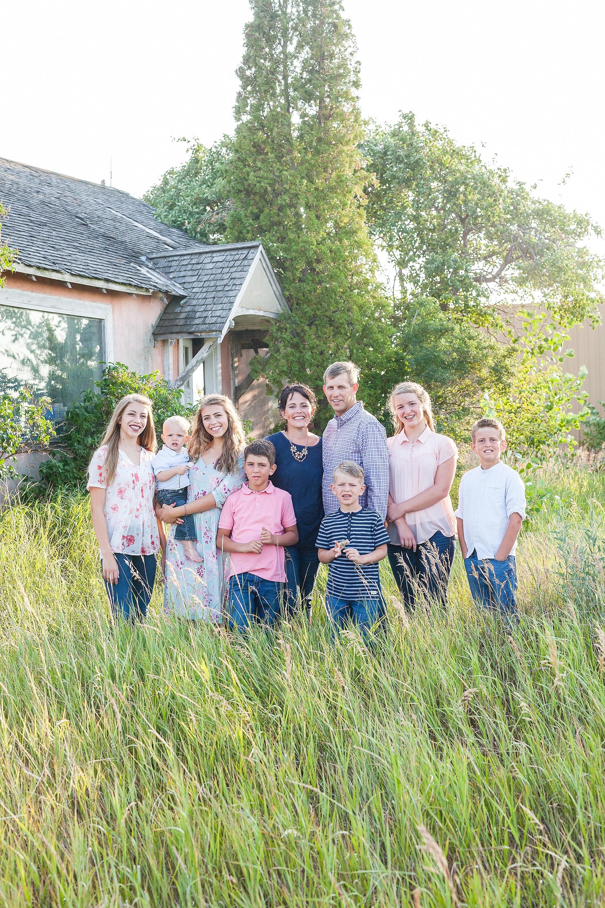 Lethbridge family photographer Kinsey Holt Photography