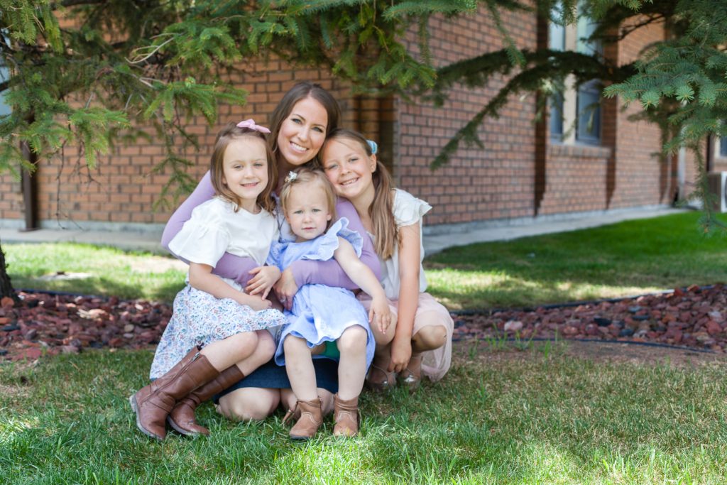 Lethbridge wedding photographer Kinsey Holt