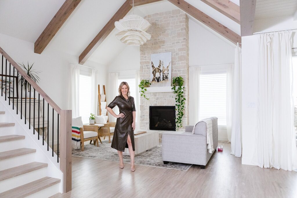 Brand photography showing a realtor in a living room