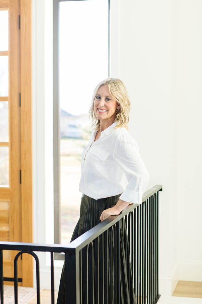 Realtor brand photo of Julie Jenkins, from Brooks AB. 